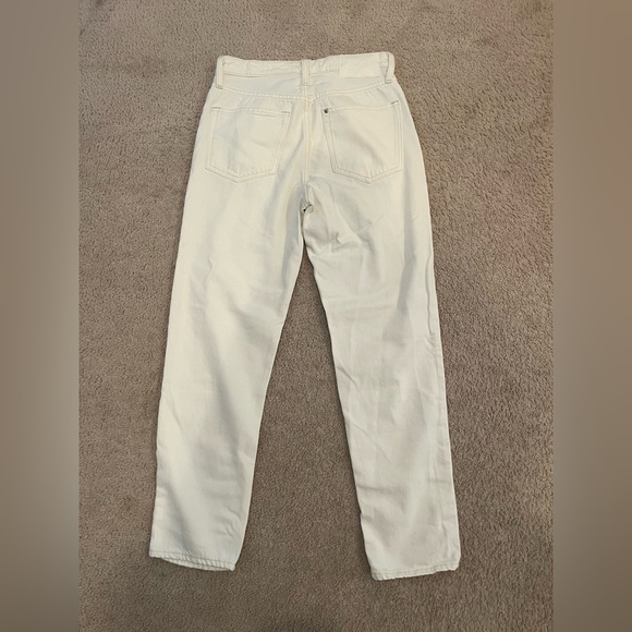 i am selling H&M white “boyfriend” jeans never worn but no tags. - Picture 2 of 2